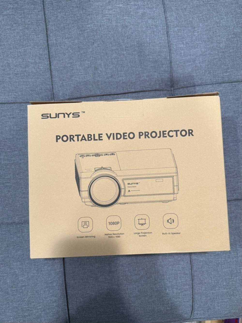 Projector NEW Portable Projector - Picture 4 of 5